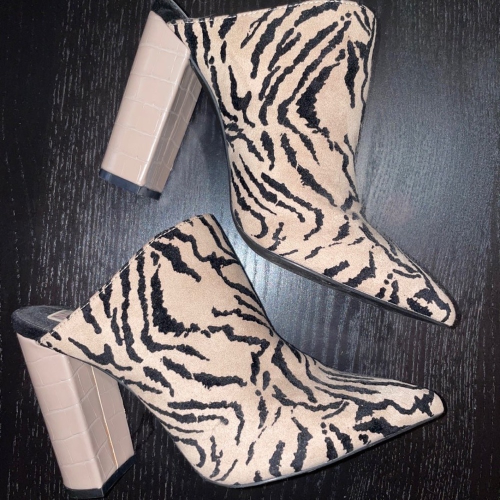 Slip on heel